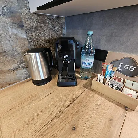 Czarny Slon - Elegancki Z Klimatem *