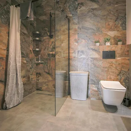 Czarny Slon - Elegancki Z Klimatem Appartement Częstochowa