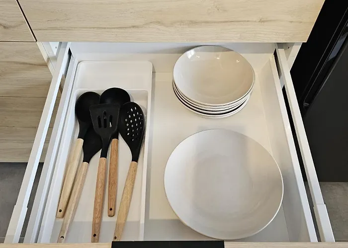 Czarny Slon - Elegancki Z Klimatem Čenstochová